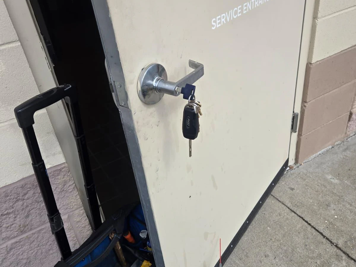 Commercial Locksmith in Toronto